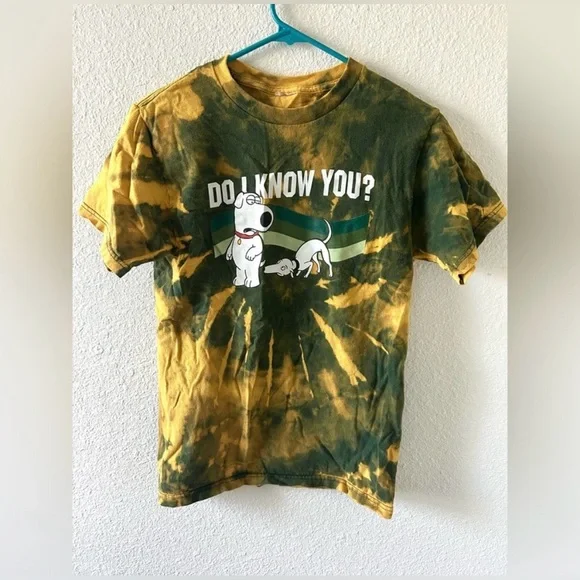 Bleach Dyed/Family Guy Tee/No Size/No Brand - Picture 8 of 8